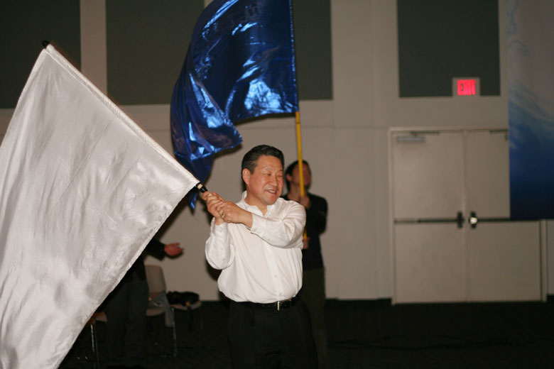 011109-worship (18).jpg